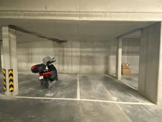 Bent u op zoek naar een ondergrondse autostaanplaats in de buurt van het station van Beveren?Deze autostaanplaats is gelegen in de ondergrondse...