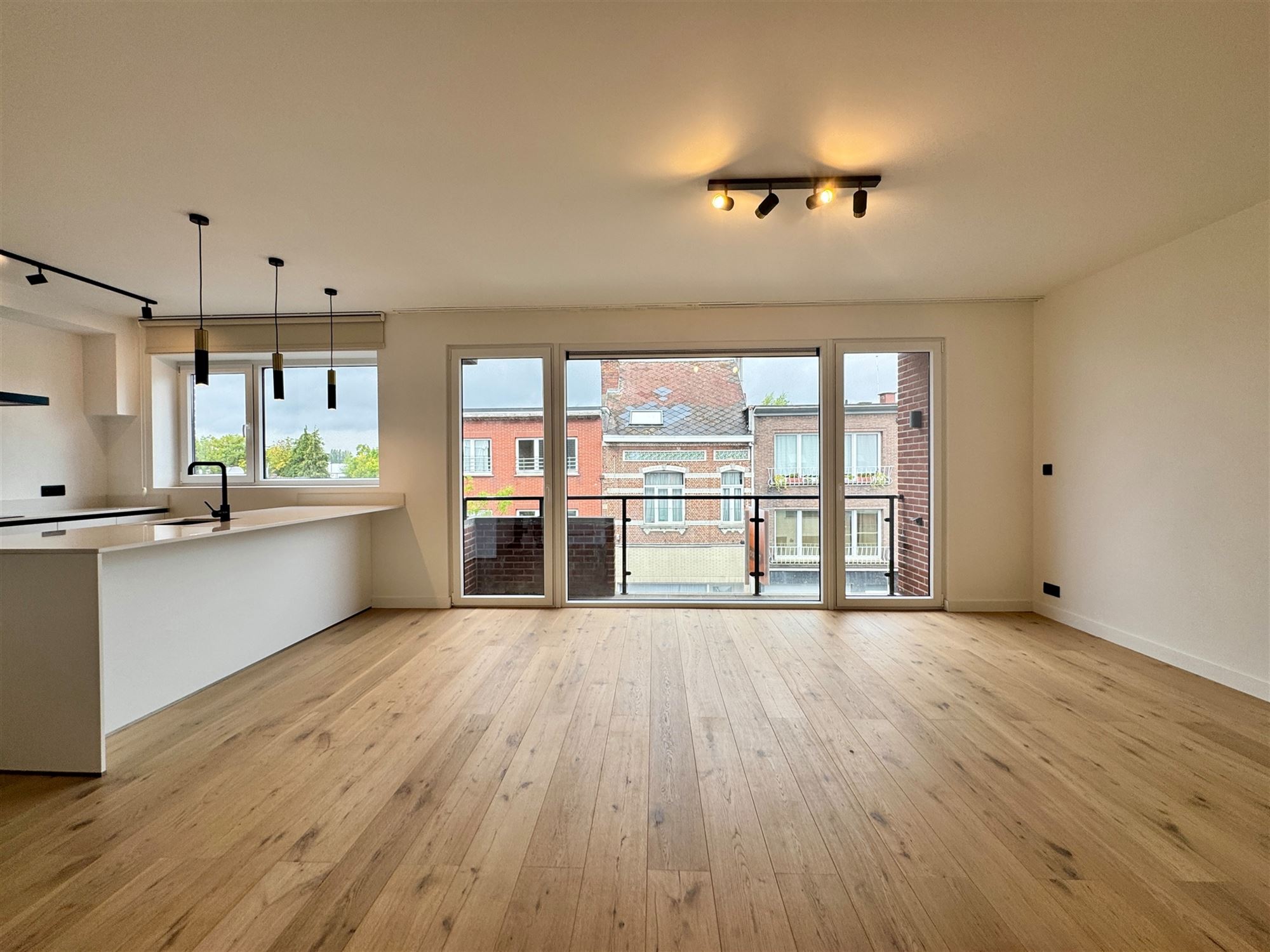 Ruim Appartement Te Koop! - foto 2