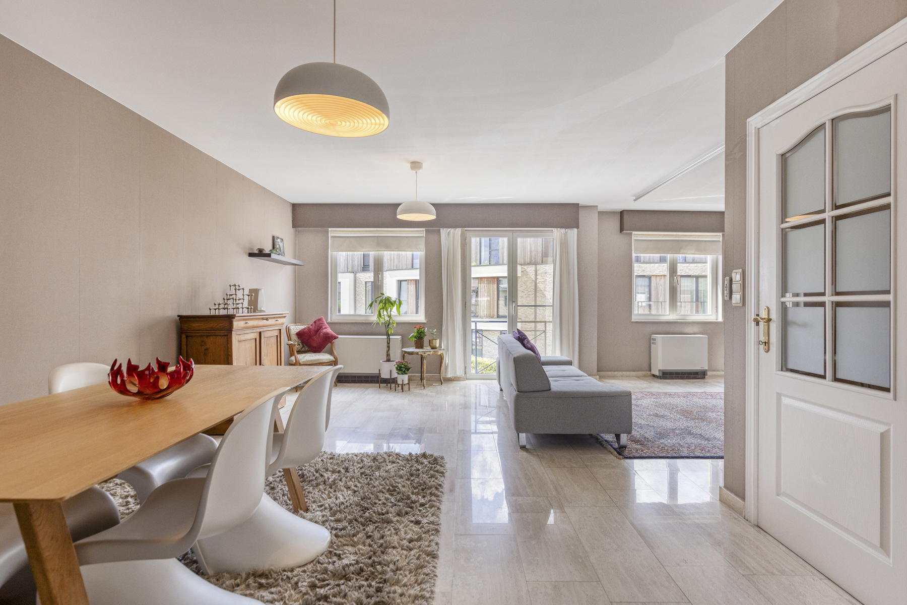Ruim, centraal gelegen appartement met 3 slaapkamers - foto 4