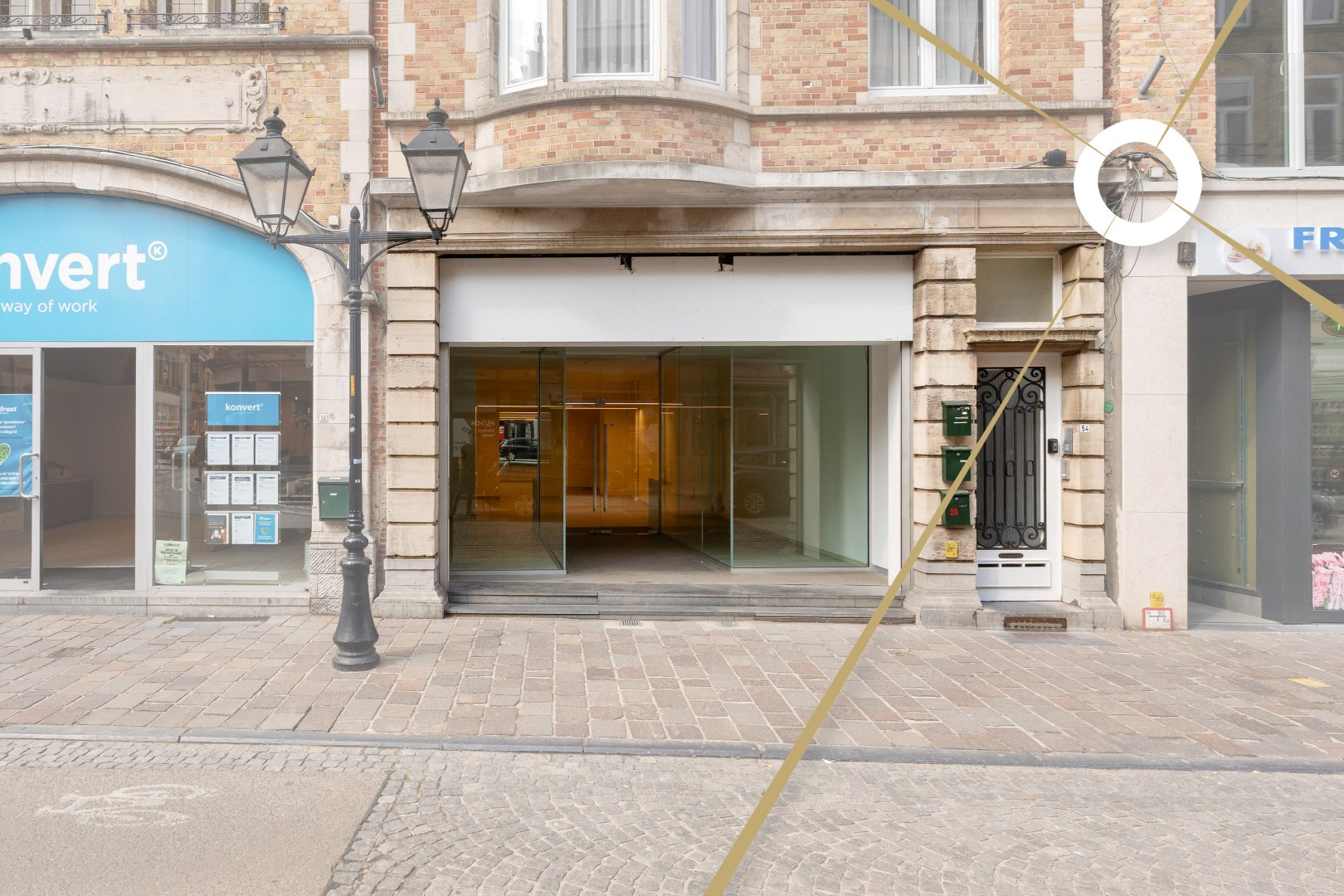 Commercial for rent in Ypres - photo 1