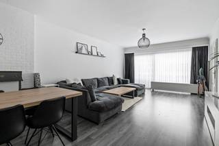 Op zoek naar een modern, instapklaar appartement op een uitstekende locatie? Dit aangename appartement op de eerste verdieping in Mortsel biedt...