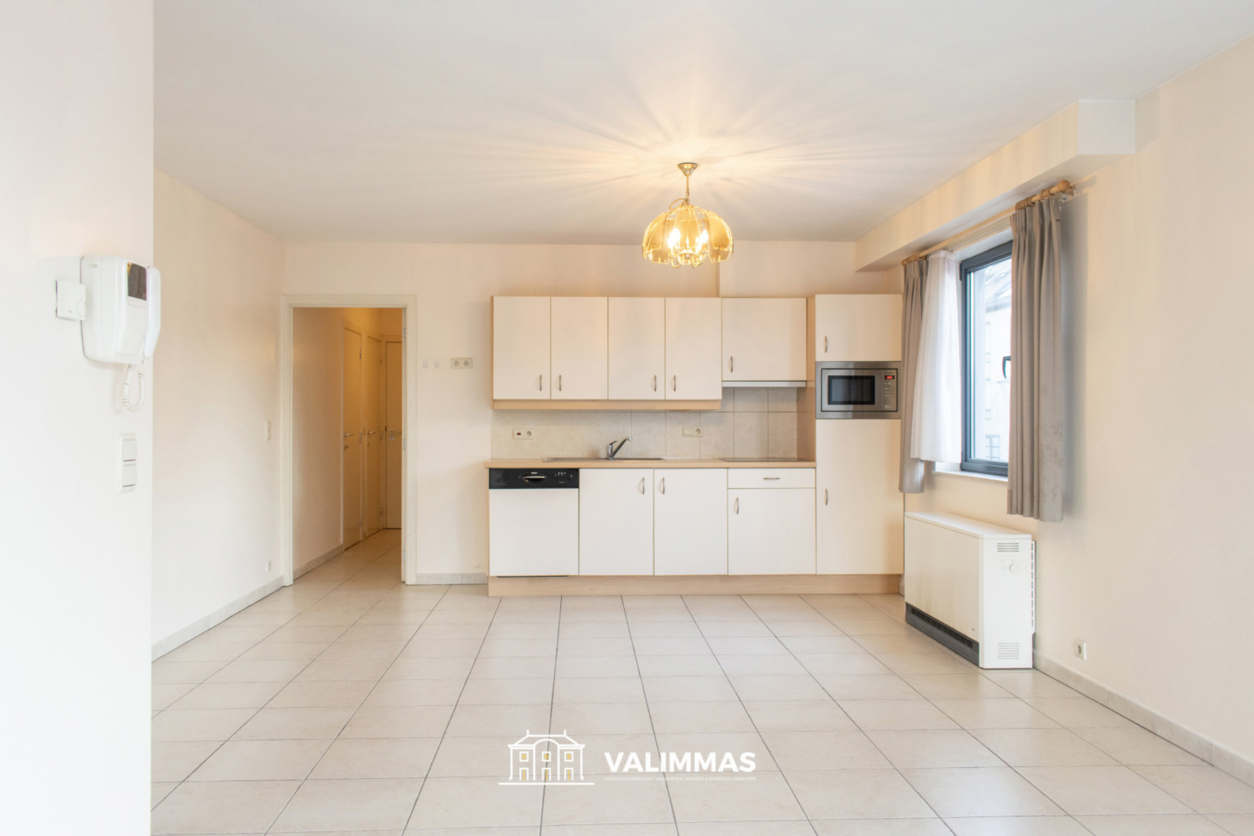 Verzorgd &amp; instapklaar appartement met individuele garage... - foto 5