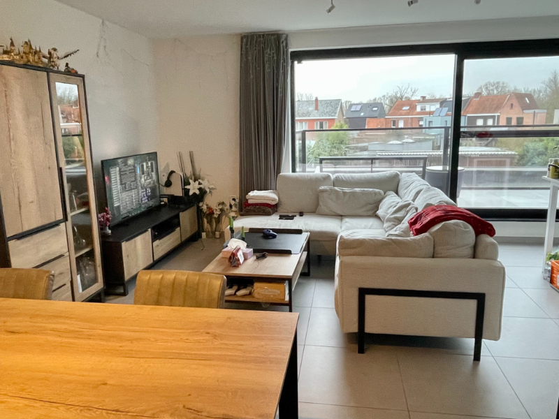 Appartement met 2 slaapkamers, terras en autostaanplaats - photo 3