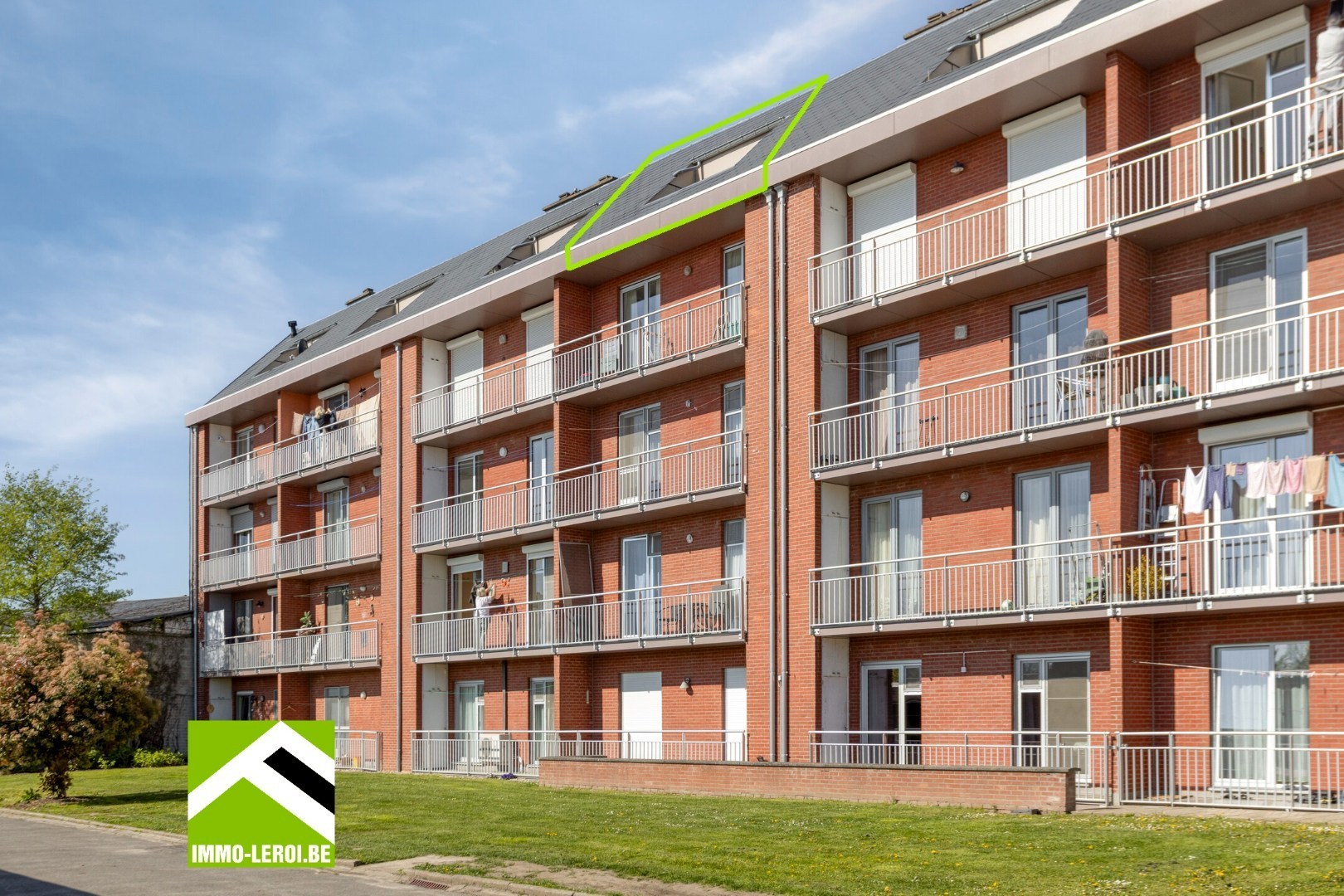 Knap vernieuwd appartement met dakterras en lift - energielabel B - foto 4