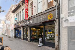 Op zoek naar een centraal gelegen locatie voor jouw winkel, conceptstore of pop-up met een minimum huur van 1 jaar?  Zoek dan niet verder en ontdek...