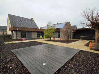 Are you looking for a spacious, energy-efficient home with top-quality finishes?This stunning 255 m² property in Nederhasselt (Ninove) offers...