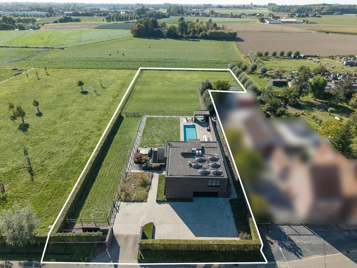 Exclusive villa with swimming pools, horse stables in Heule! - photo 5