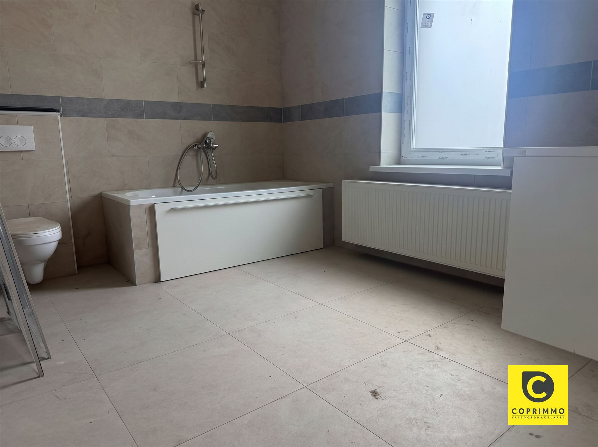 Te renoveren woning met tal van mogelijkheden - foto 5