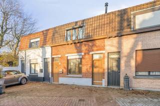 Langs de Kruisstraat te Sijsele (Damme) bevindt zich dit huis te koop op een perceel van 144m² met 3 slaapkamers, buitenruimte en 1 parkeerplaats...