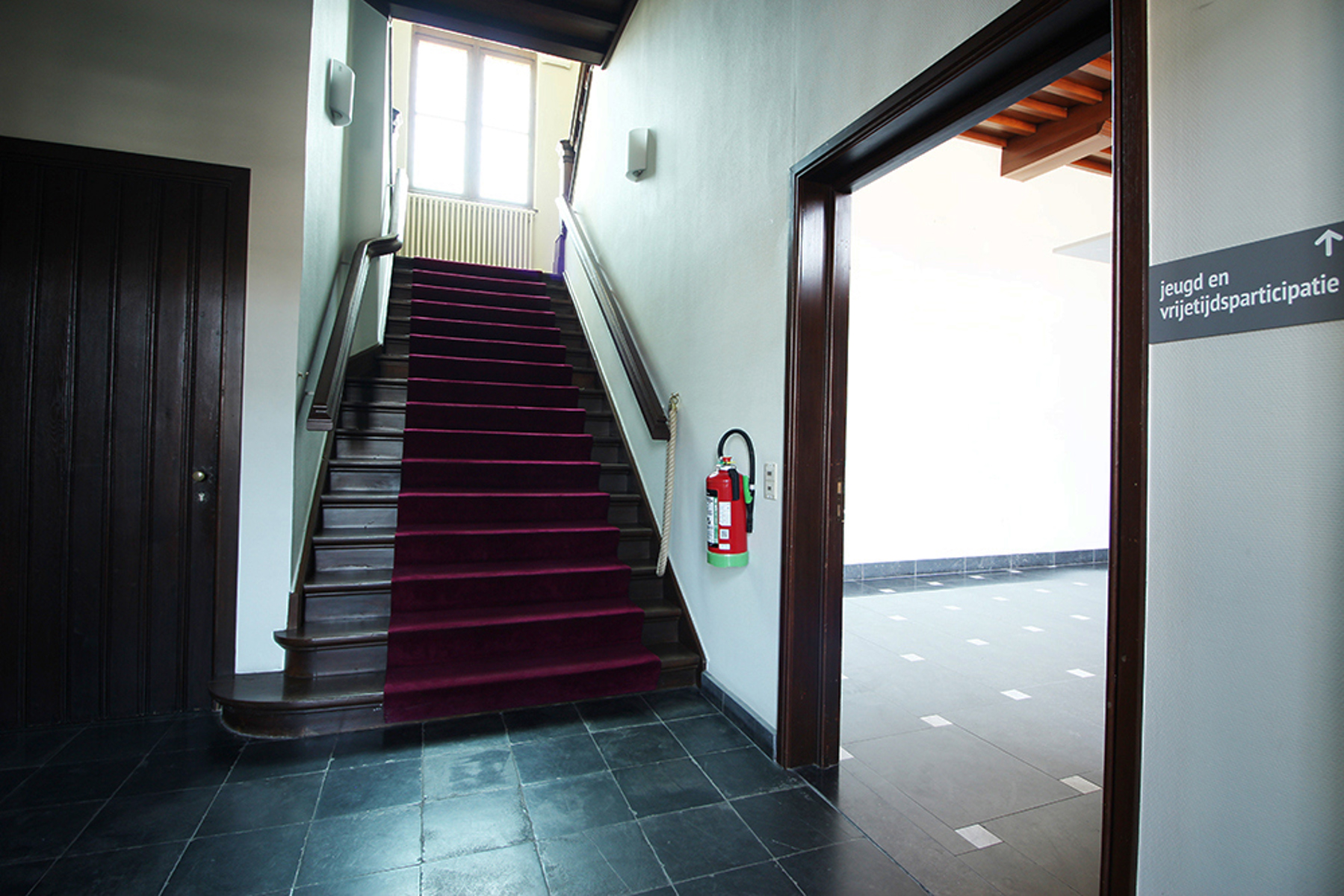 Polyvalent en statig handelspand in hartje Sint-Niklaas - foto 5