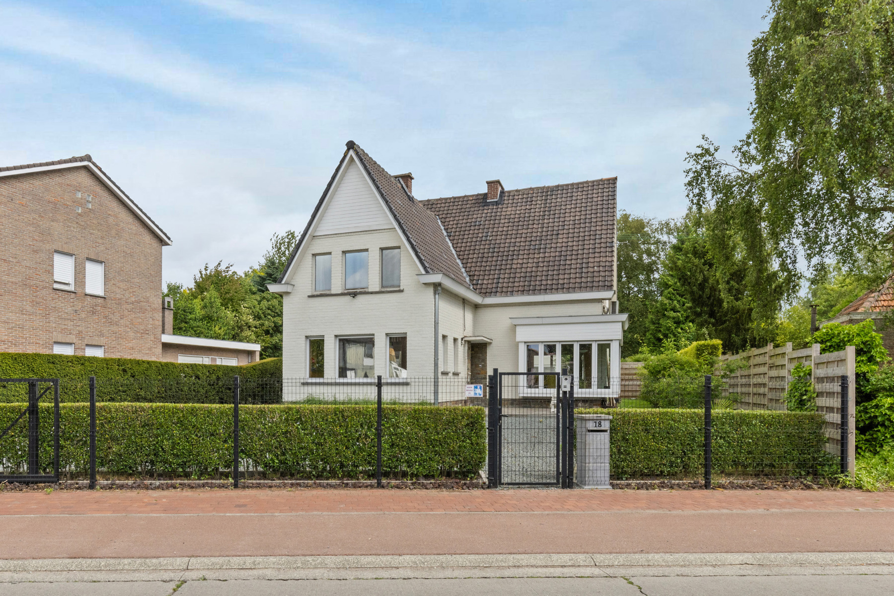 Unieke woning met praktijkruimte/atelier op top locatie! - foto 1