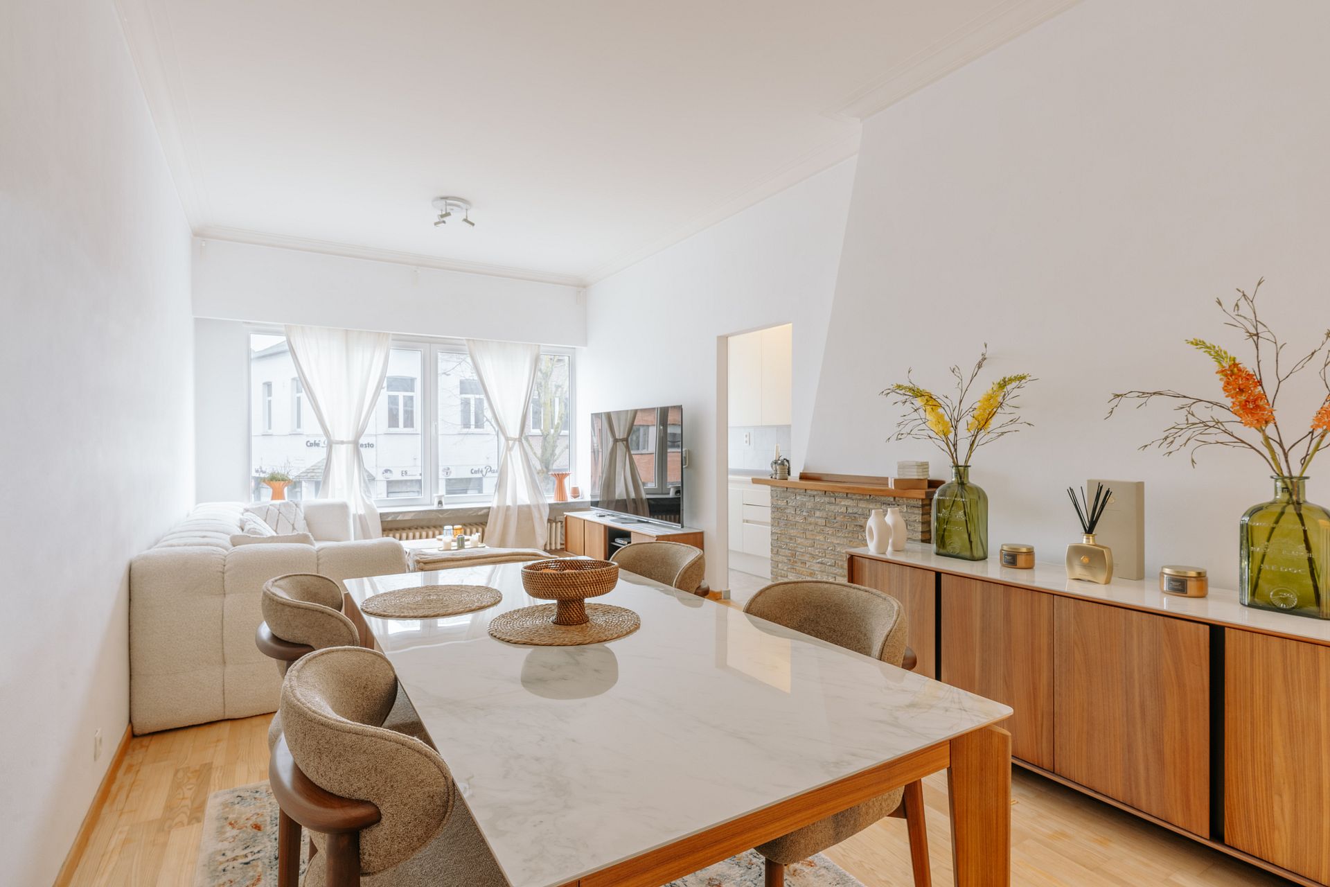 Verzorgd 2-slaapkamerappartement nabij De Bist! - foto 2