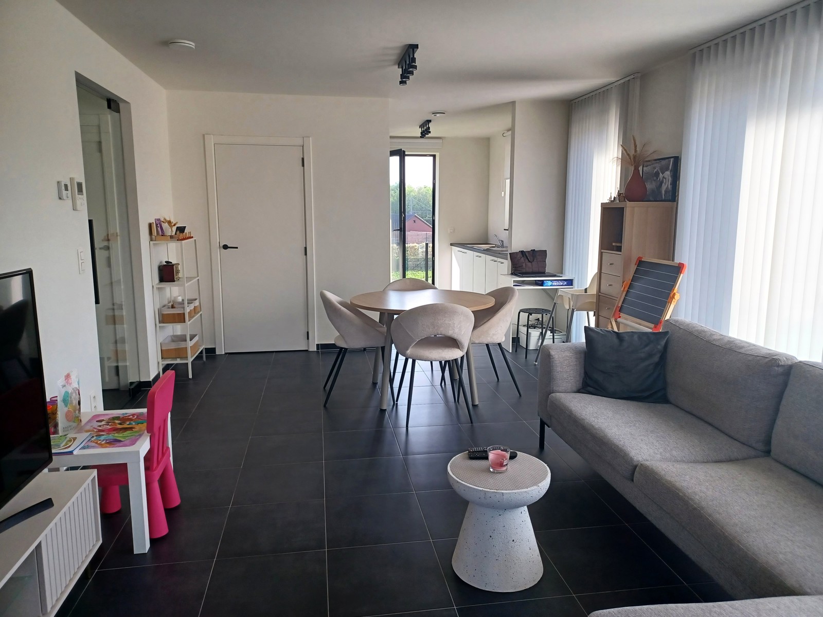 Recent appartement -2 slpkrs en 2 terrassen - centrum Okegem - foto 5