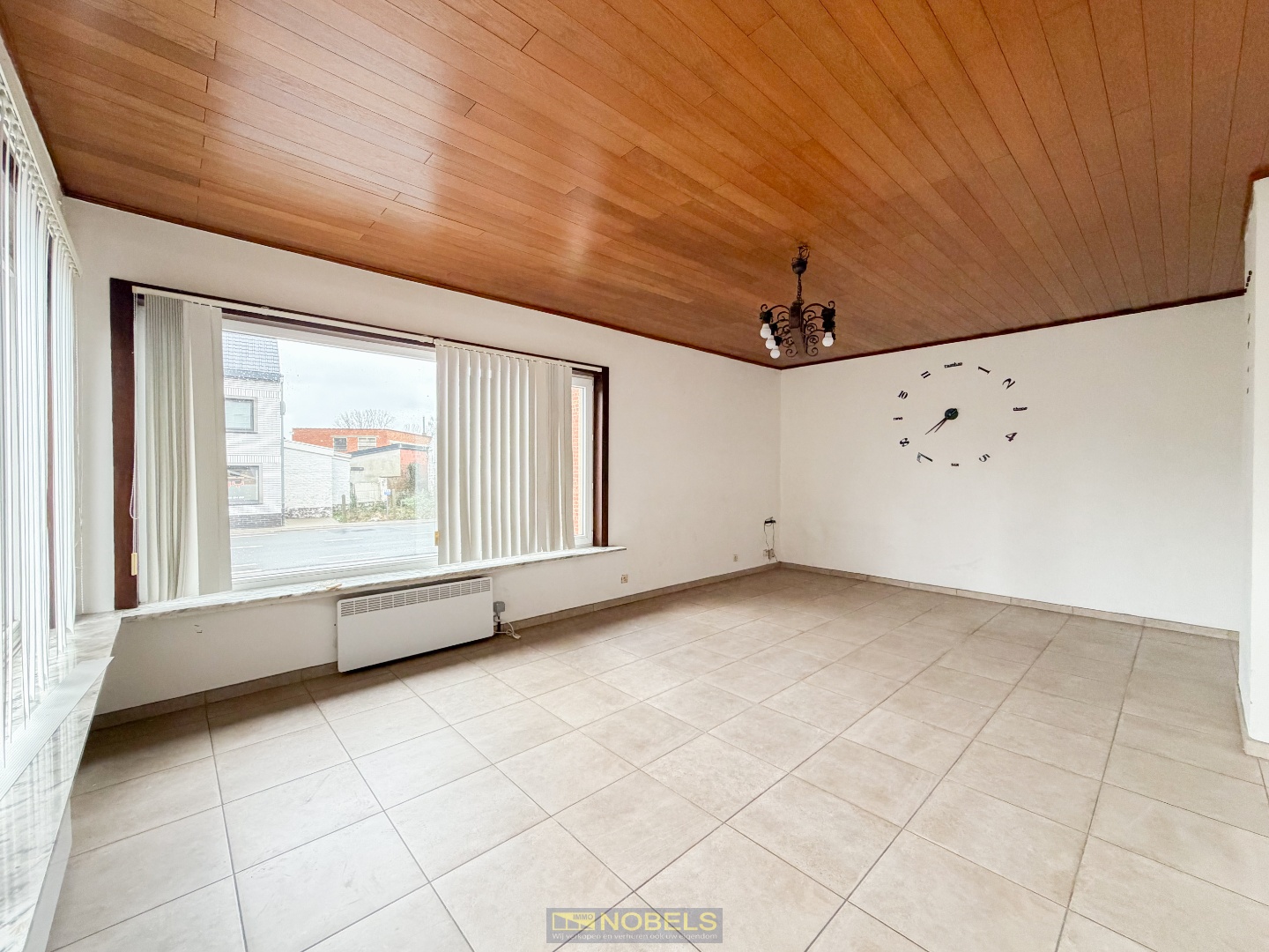 À vendre, maison semi-ouverte polyvalente avec potentiel de rénovation à Brakel ! - photo 2