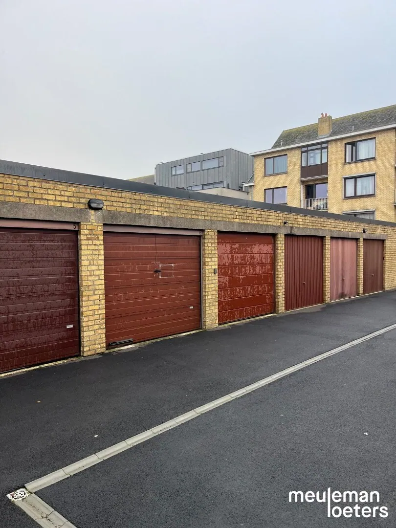 Bovengrondse garagebox in het centrum - foto 1