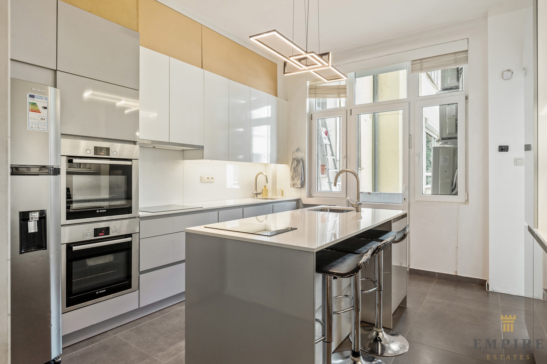 Apartment for sale in Antwerp with 4 bedrooms - photo 3