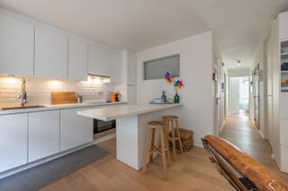 Op een topligging in het hart van het Zoute, in een rustige zijstraat van de Zeedijk (Strandstraat), bevindt zich dit charmante appartement...