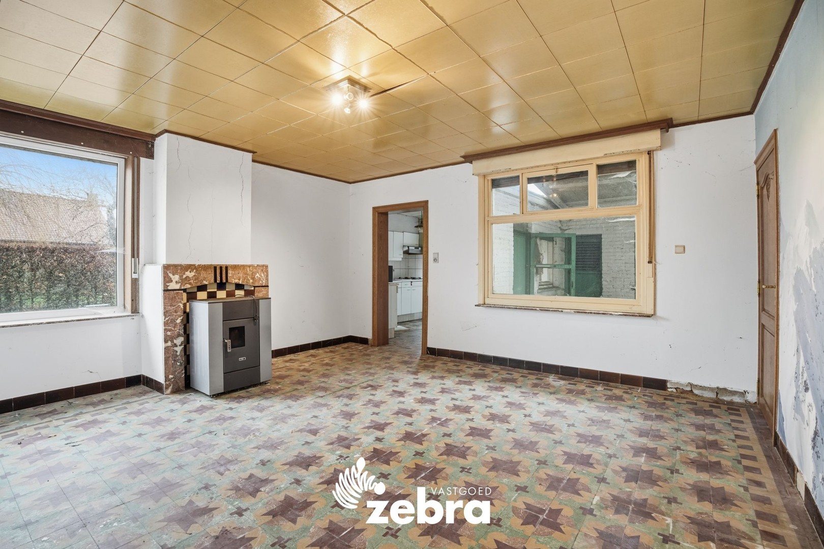 Te renoveren woning op een rustige ligging te Zwevezele! - foto 3