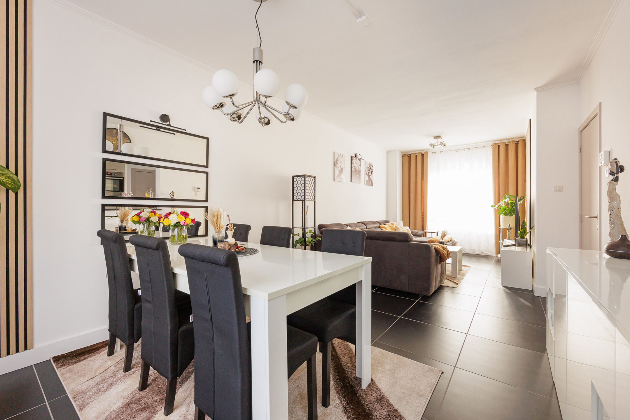 Gerenoveerde rijwoning met 4 slpks. Epc 174 kWh/m² (Label B) - foto 2