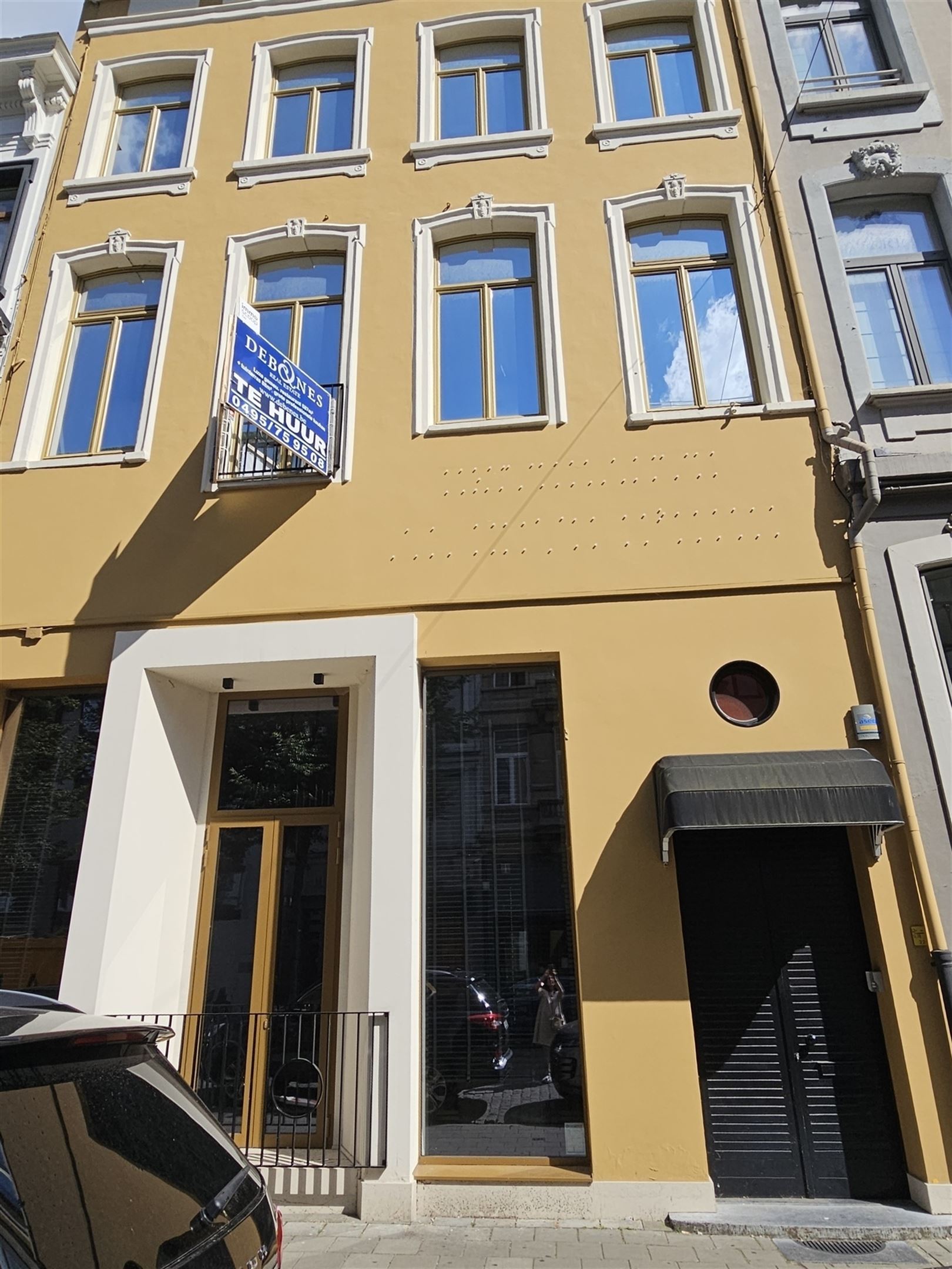Commercial à vendre à Anvers avec 2 chambres - photo 2