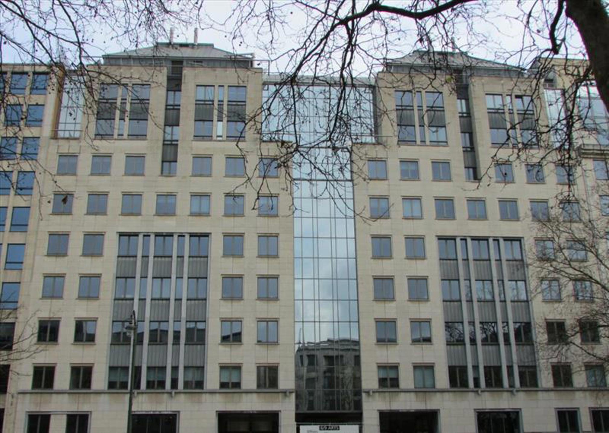 Kantoren te huur in het centrum van de Leopoldwijk - foto 2