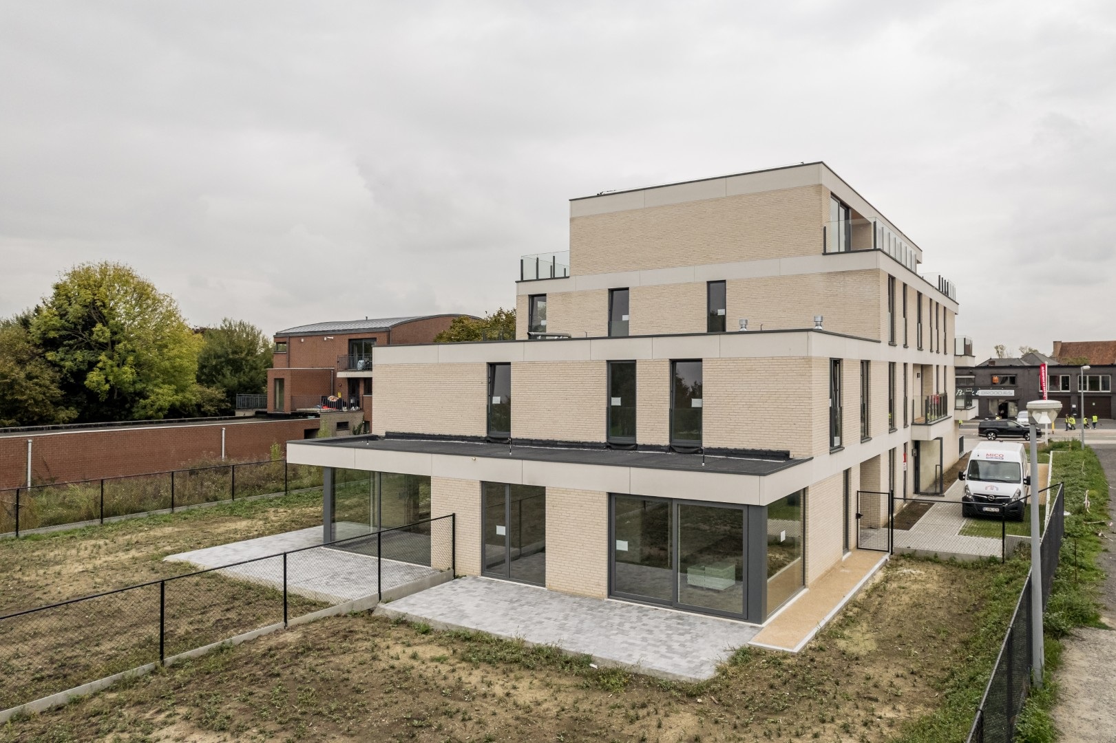 Ruime nieuwbouwwoning met 3 slpk's, terras én tuin - foto 5