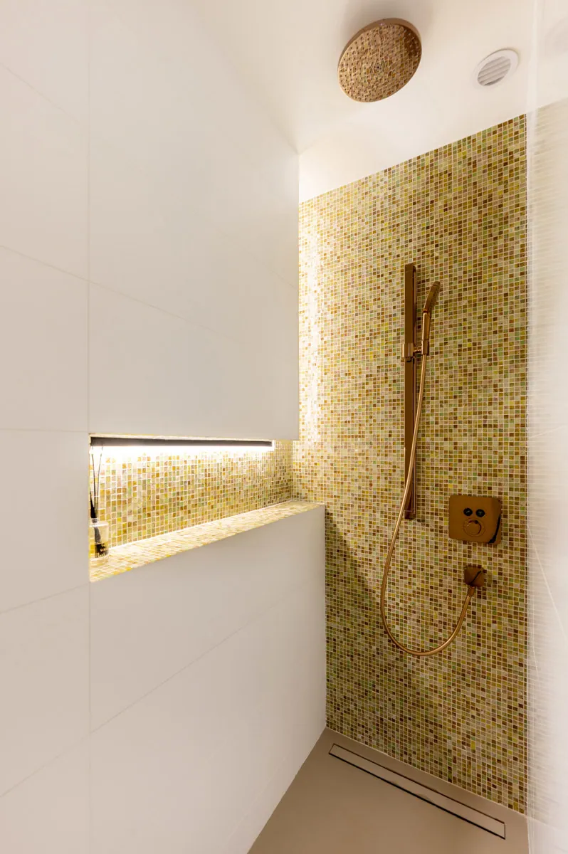 Luxueus gerenoveerd appartement in befaamde Meirbuilding - foto 5