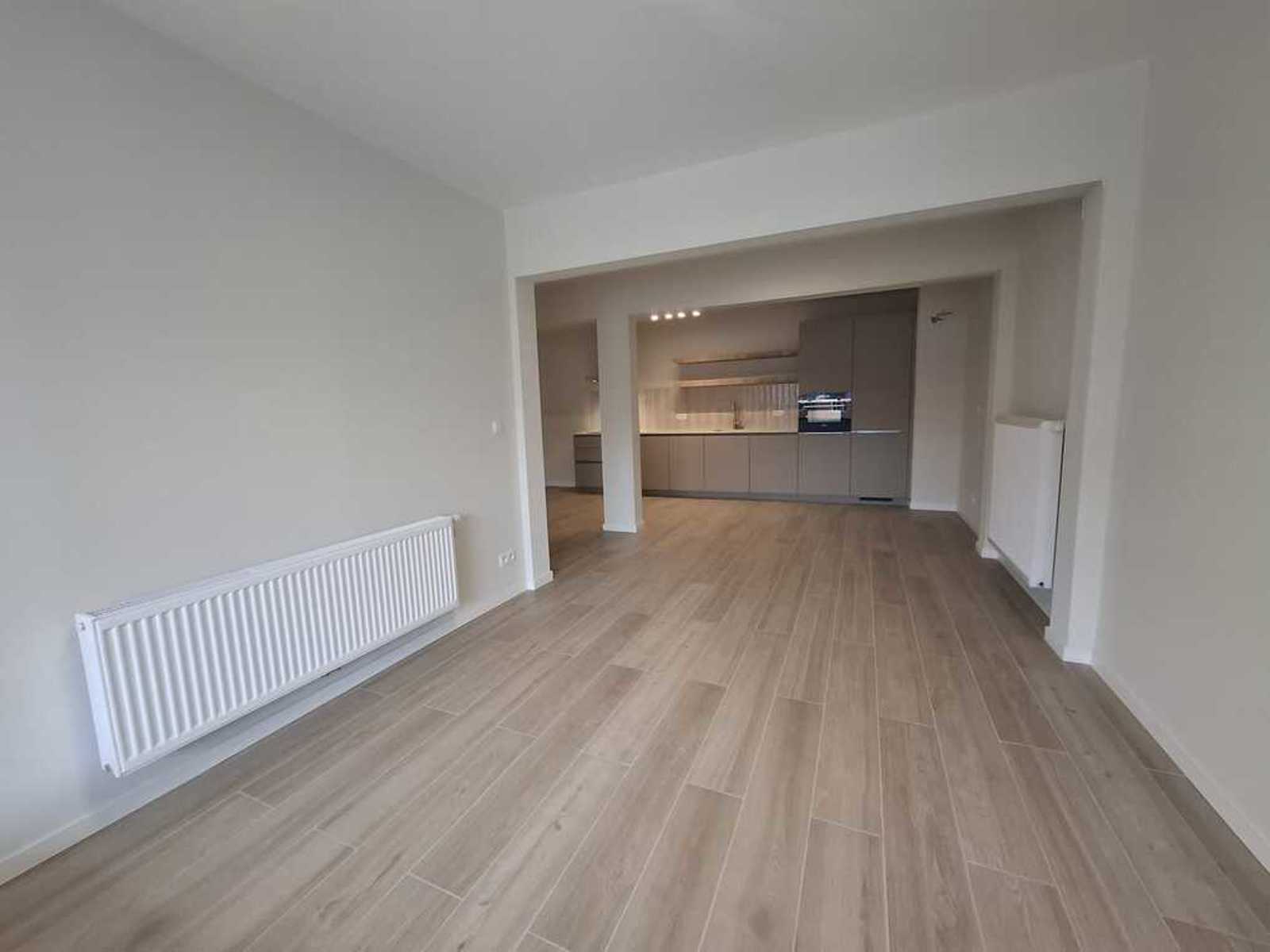 Apartment for rent in Antwerp with 3 bedrooms - photo 4
