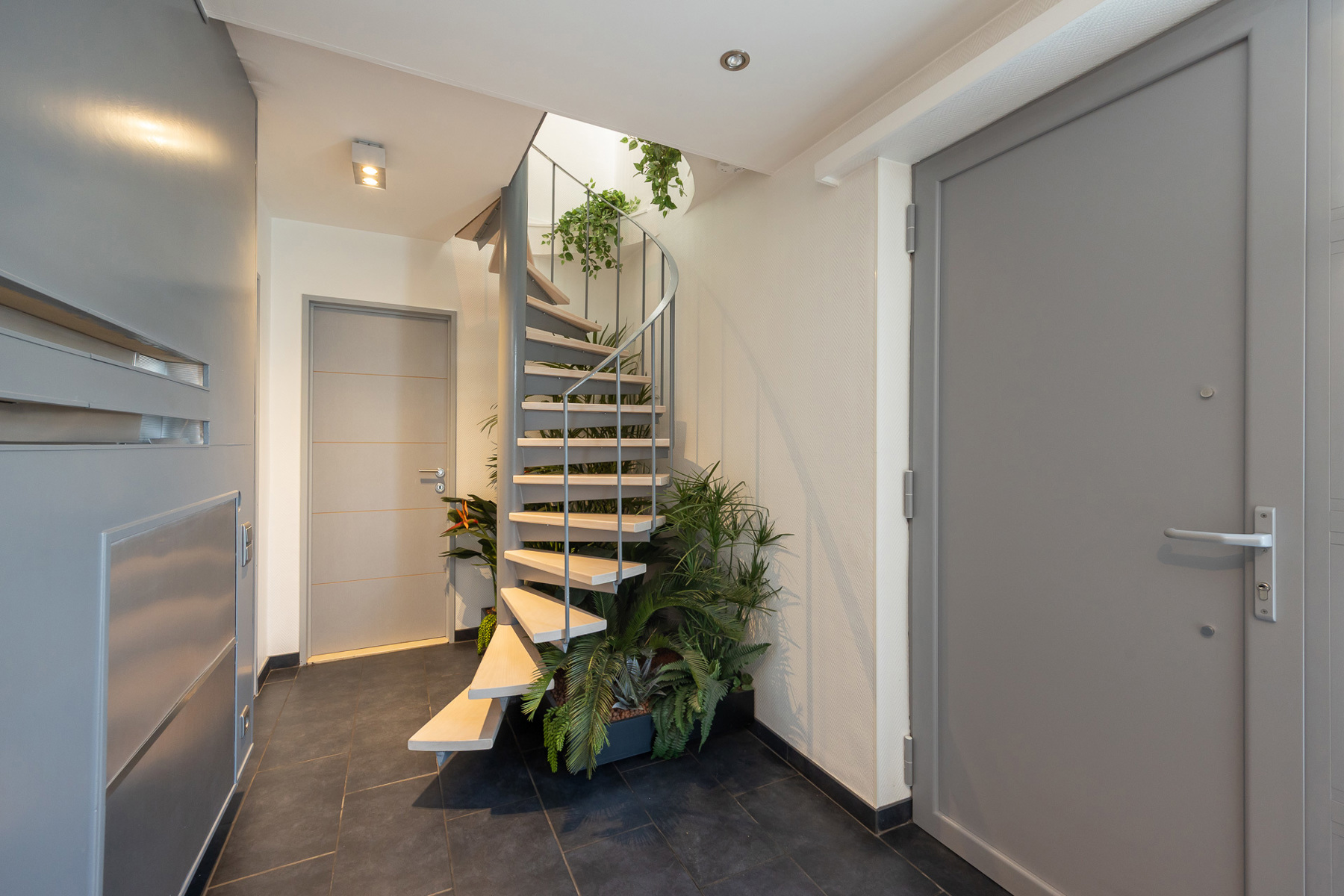 Instapklare bel-étage met moderne uitbreiding in Hoevenen (EPC A)! - foto 4