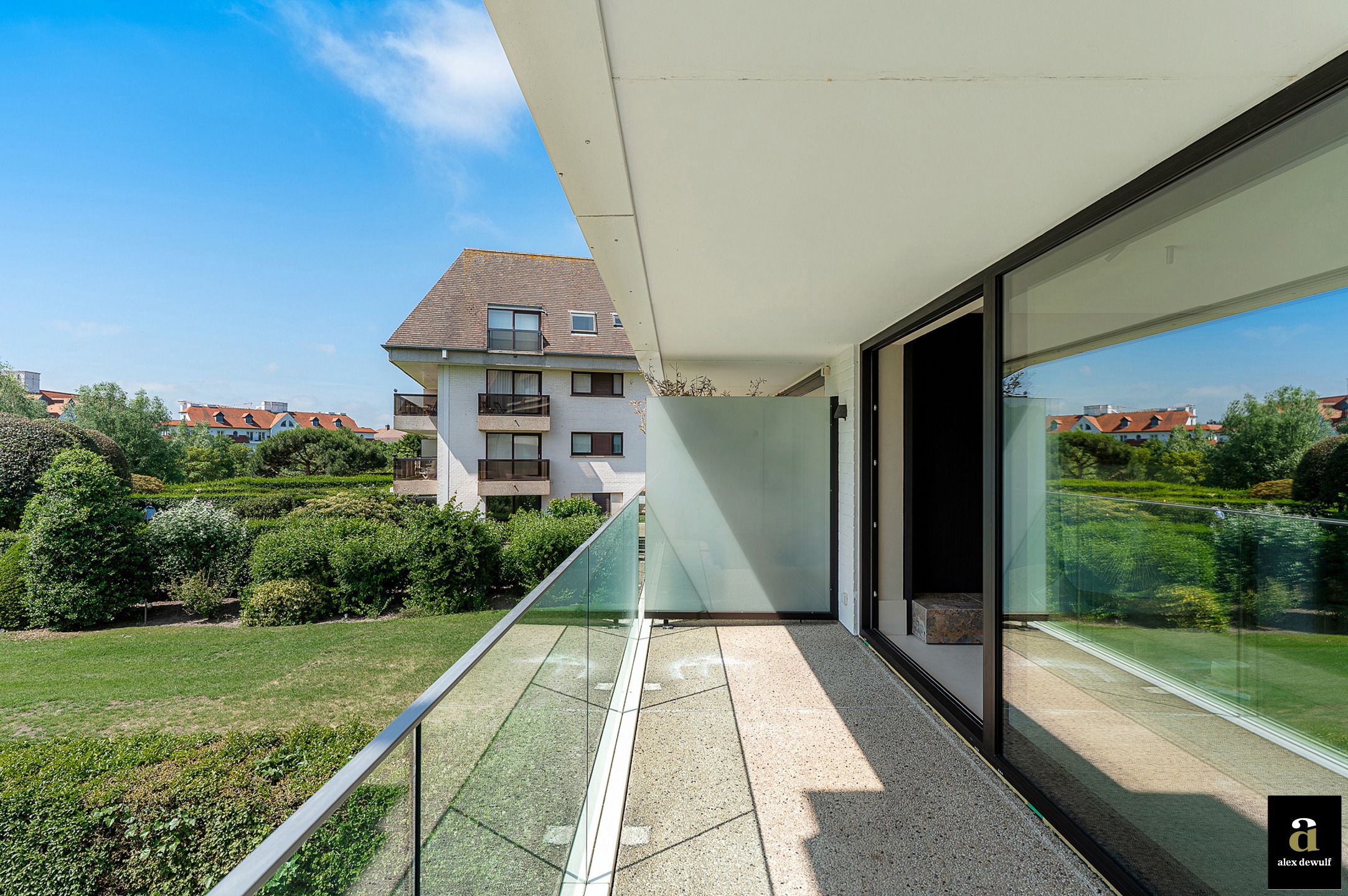 Apartment for sale in Knokke-Heist with 2 bedrooms - photo 2