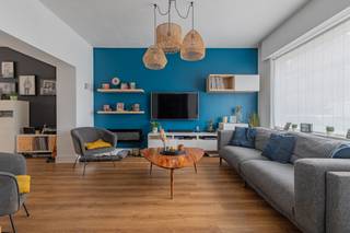 KIJKDAG ZATERDAG 06/12VAN 10U TOT 12U ( enkel op afspraak!)RONSE - Nabij het centrum van Ronse, treffen we deze compleet gerenoveerde woning. Alle...