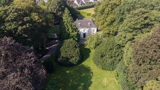 Domein Bergenhof is een van de mooiste parkdomeinen van Zandhoven en omgeving en beschikt over een parktuin van circa 2,7 hectaren met...