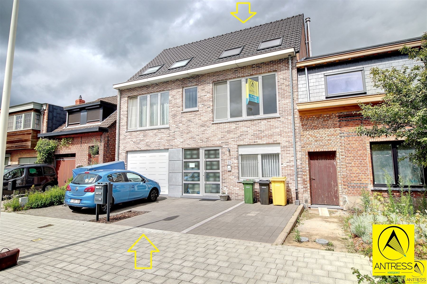 Duplex 2 slaapkamer appartement met autostaanplaats - foto 1