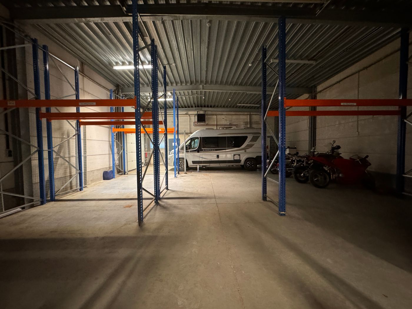 Handelsruimte met loods te koop – uitstekende ligging nabij E40 (Adinkerke) - photo 4