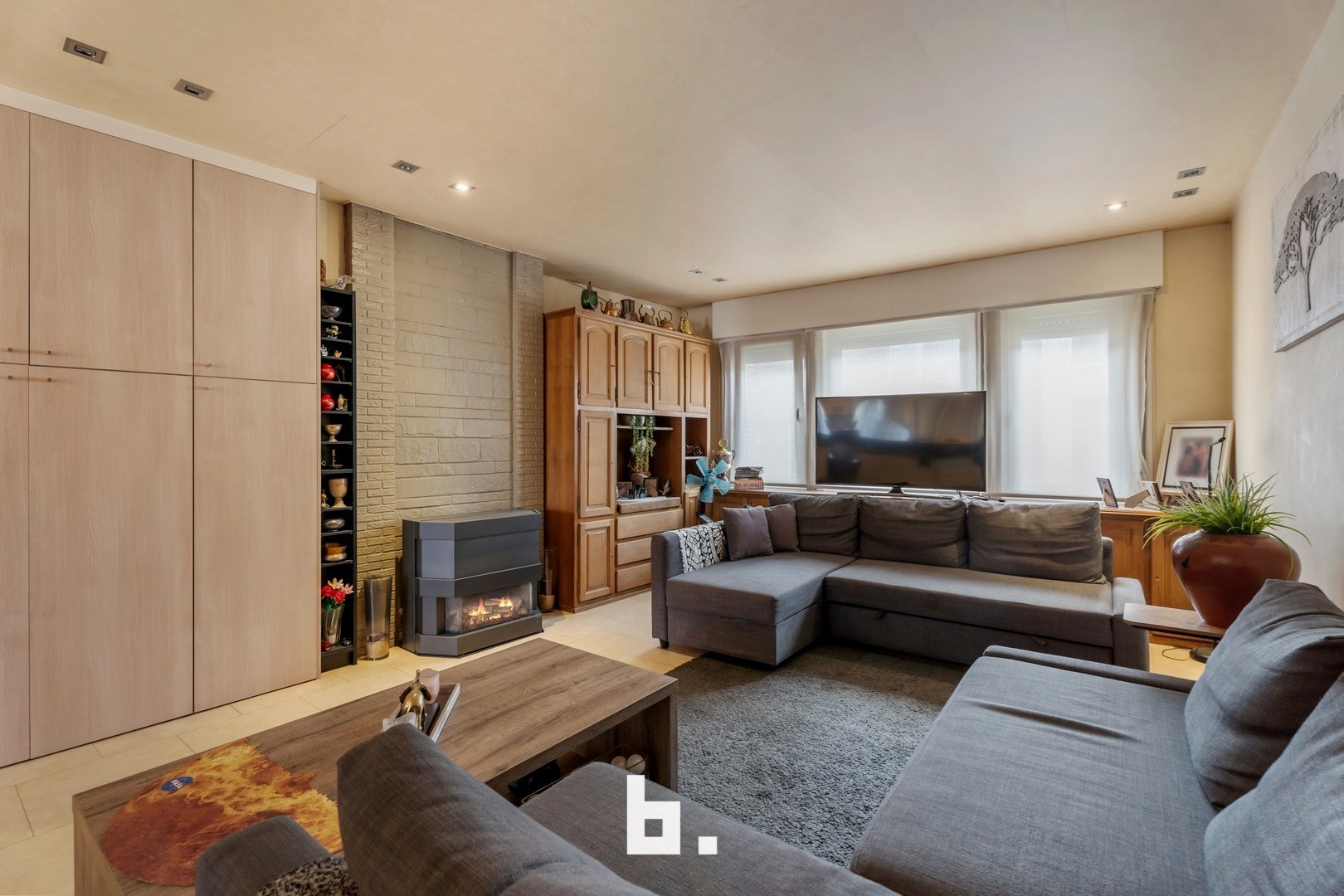 Ruime woning met handelsruimte en zonnige buitenruimtes in het centrum! - foto 5