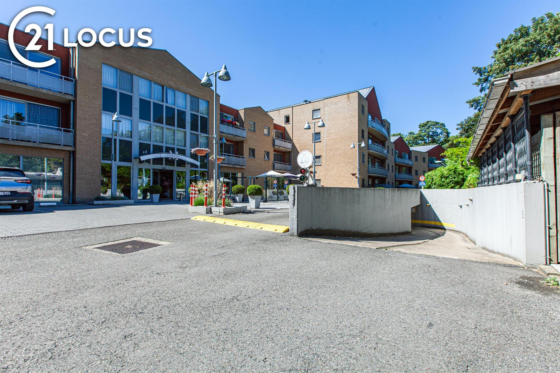 Staanplaats(en) Te Huur In Centrum Beveren! - foto 5