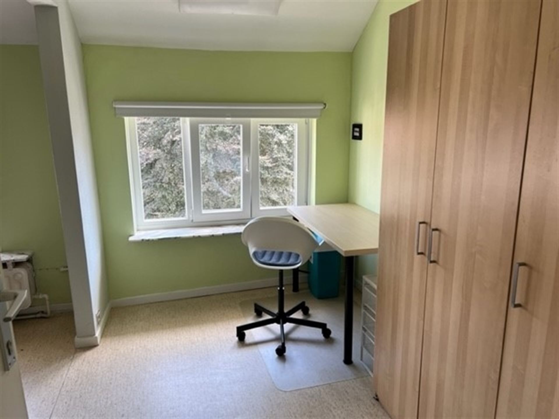 Op te frissen appartement met uitzonderlijk duplexpotentieel in de Europese Wijk - foto 5