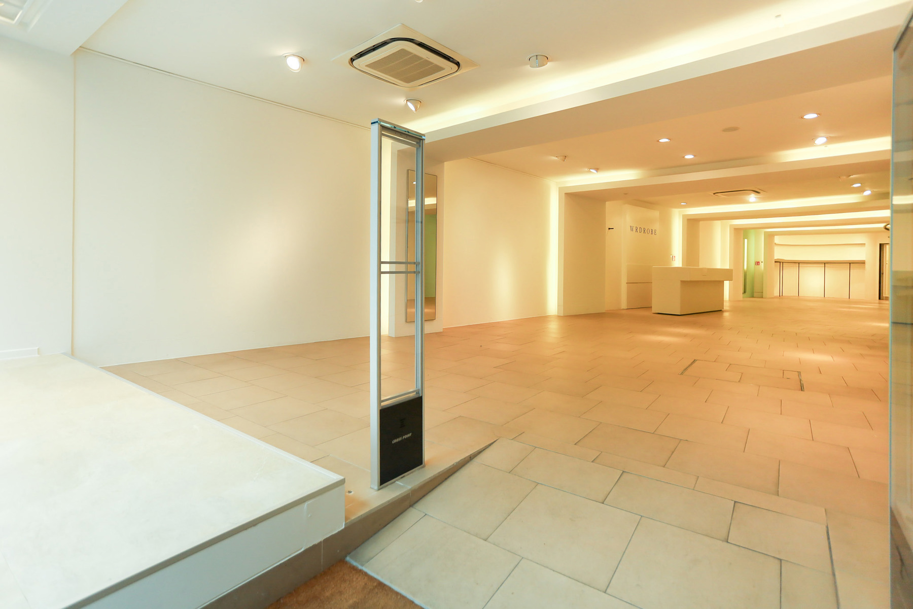 Commercial à vendre à Beveren - photo 4