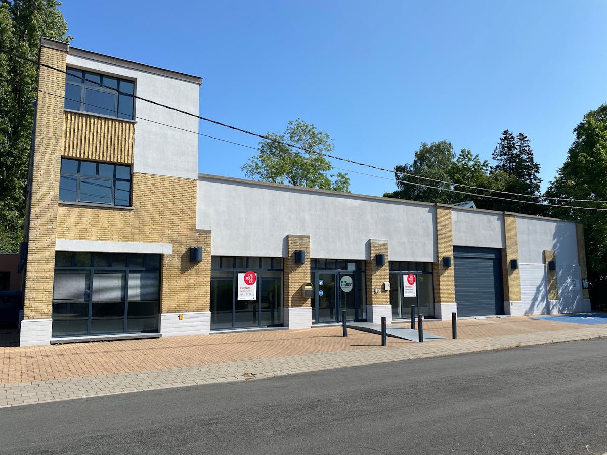 Kantoor van ca. 63 m² op verdiep te Roeselare - foto 2