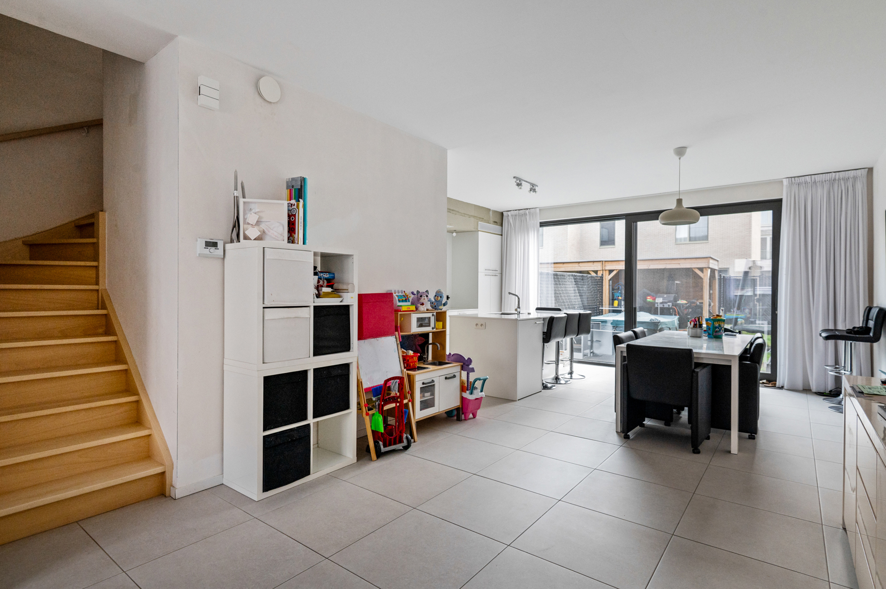 Nieuwbouw woning met tuin, dakterras en parking! - foto 3