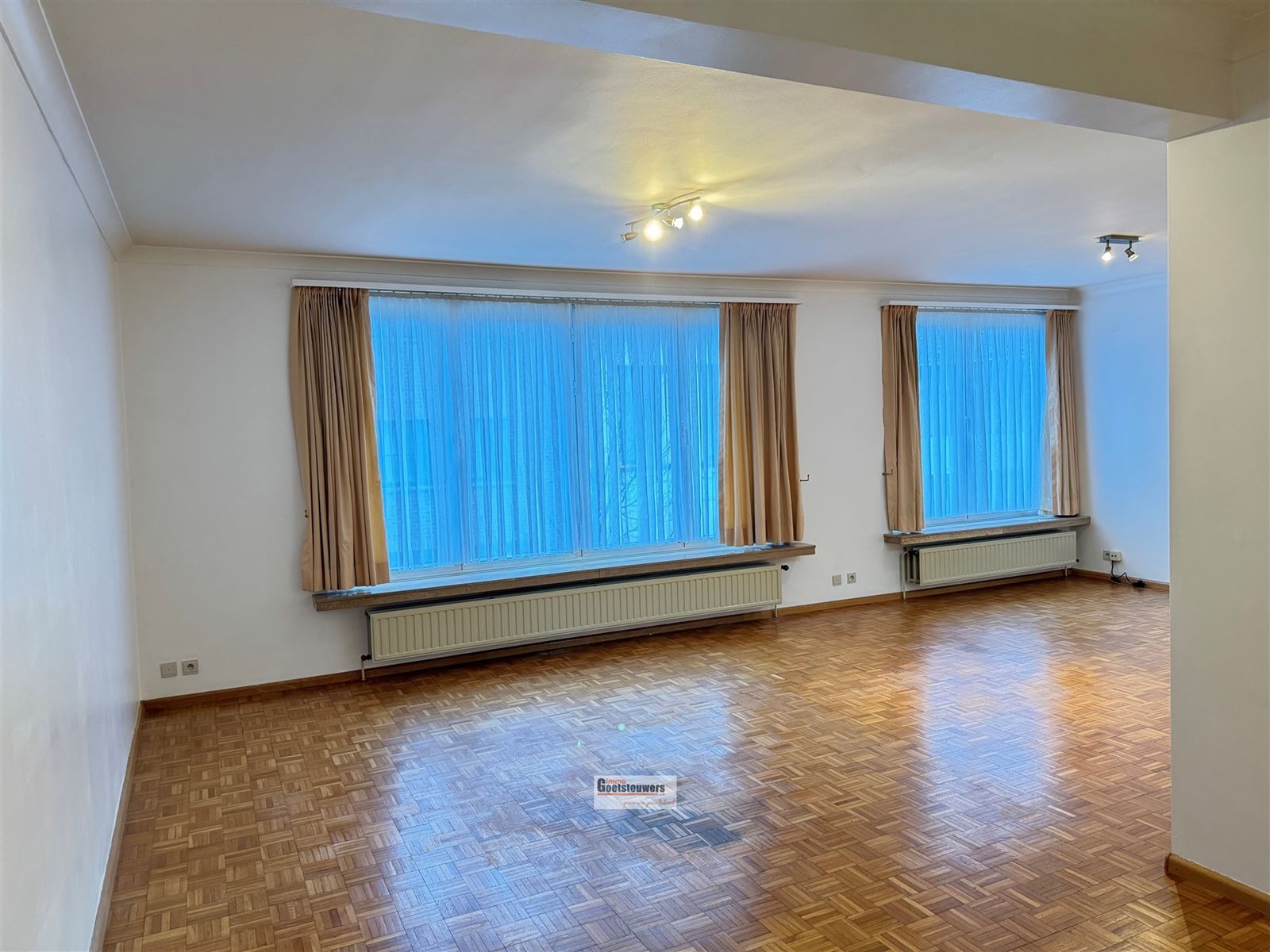 Appartement op de 1ste verd met 2 slpks en afgesloten terras - foto 4