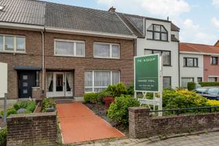 Ben je op zoek naar een ruime, solide woning op een toplocatie? Deze centraal gelegen gezinswoning in Sint-Antonius combineert comfortabele...