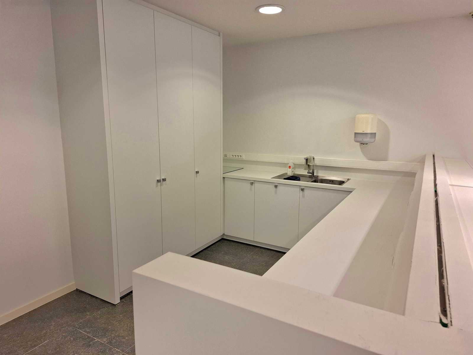 Commercial for rent in Geel - photo 4