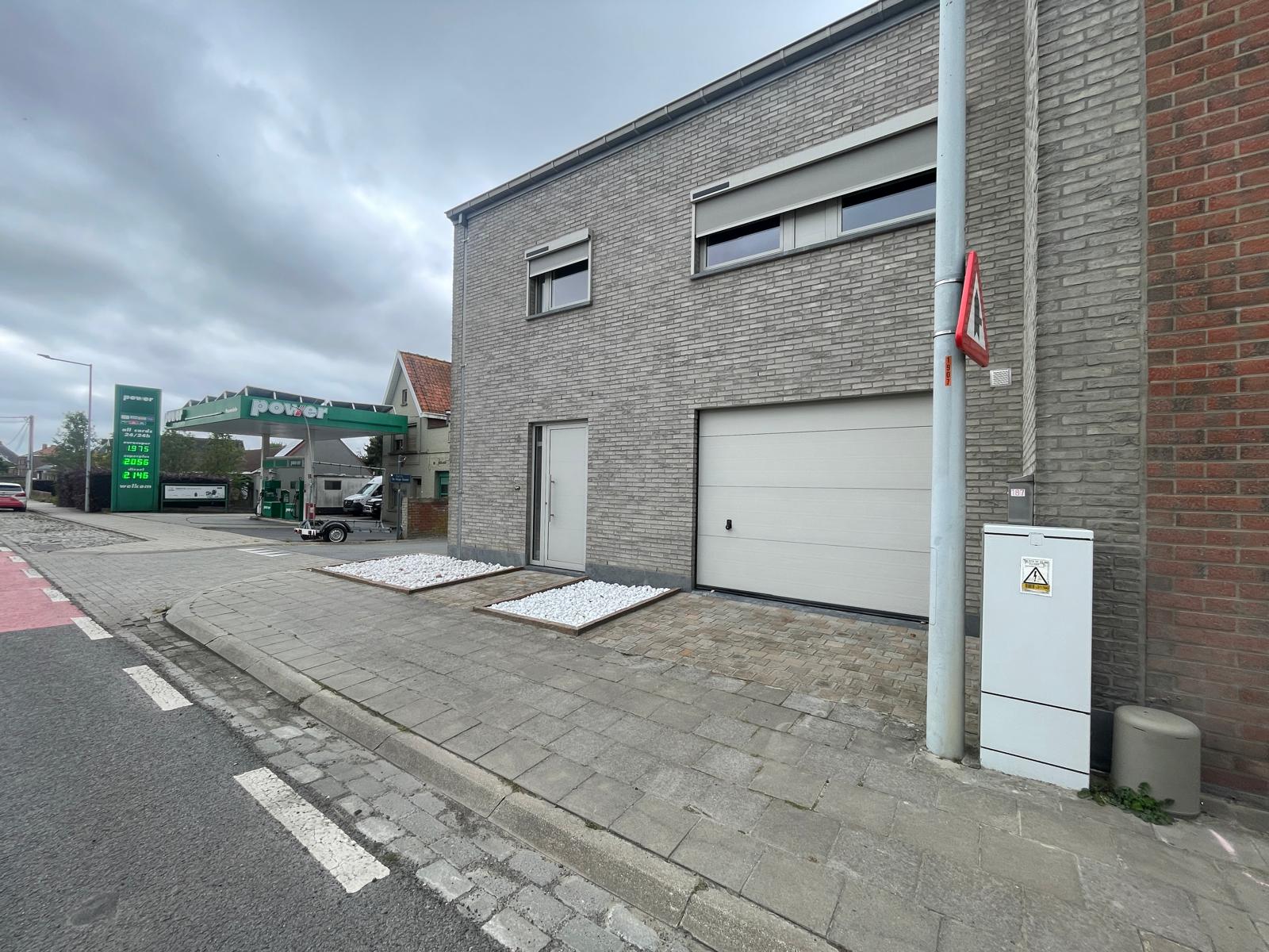 House for sale in Zonnebeke with 3 bedrooms - photo 2