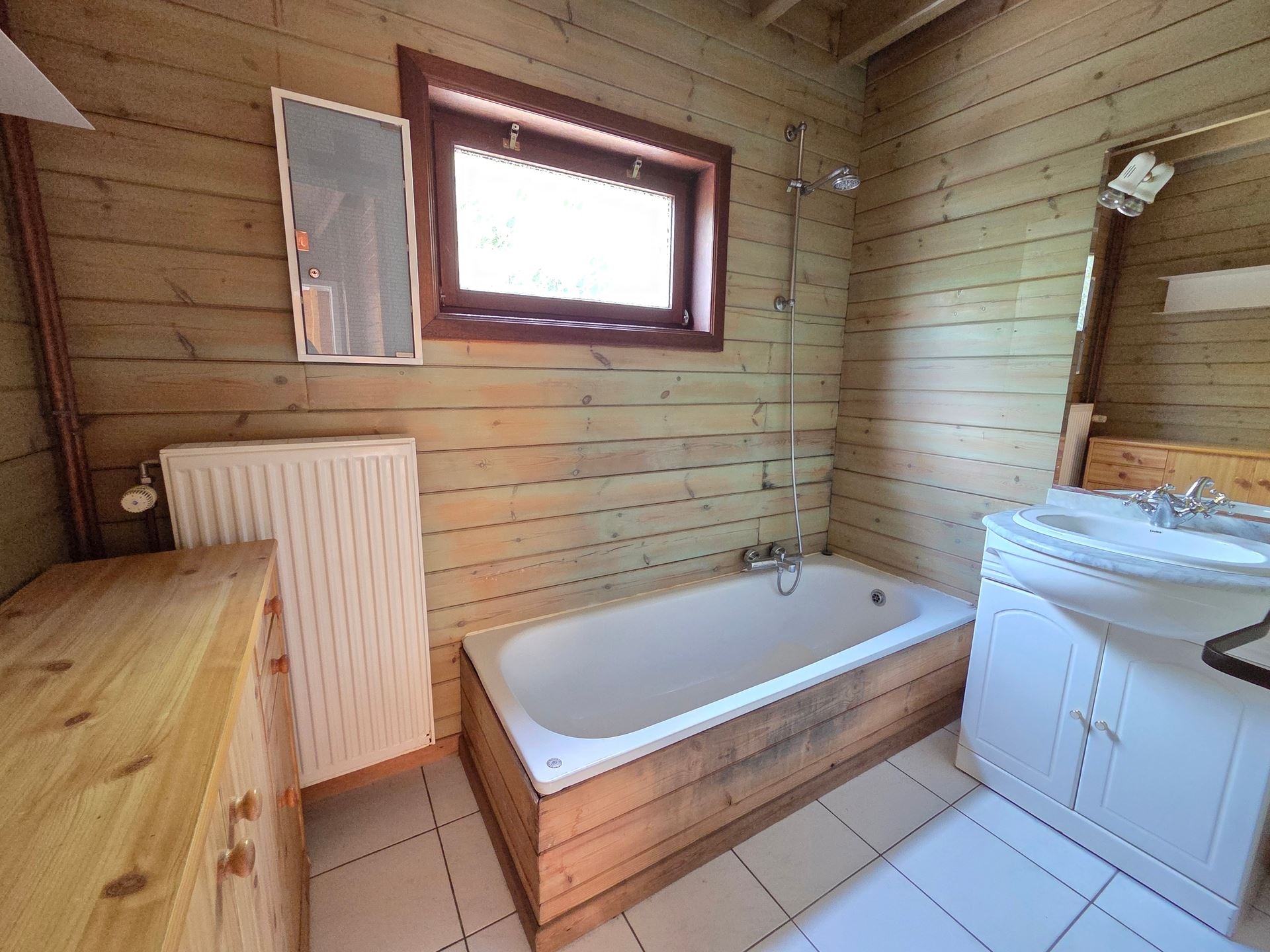 Instapklare woning, 5 slpk met groot bijgebouw van 112m² - foto 5