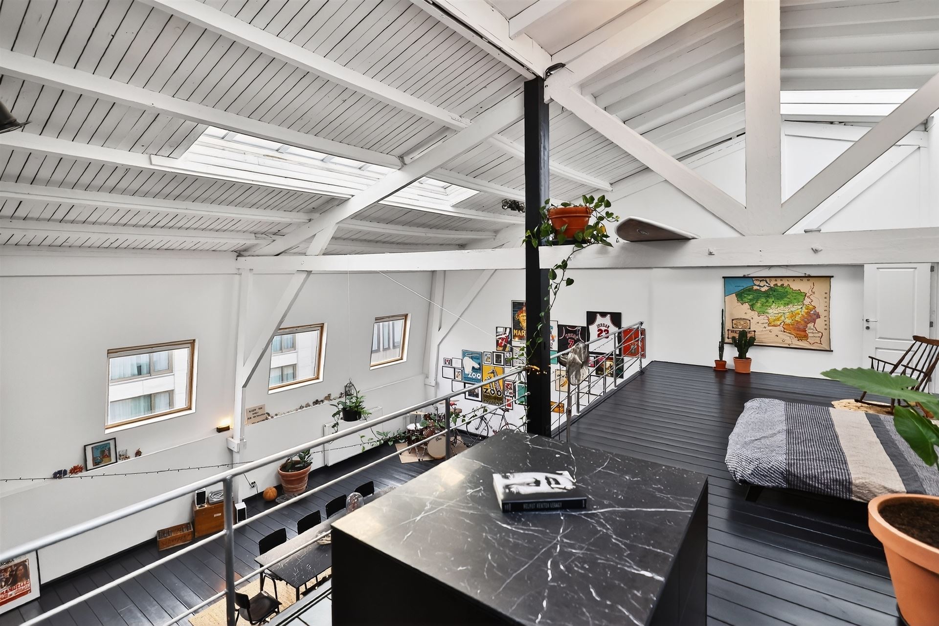 Apartment - photo 4