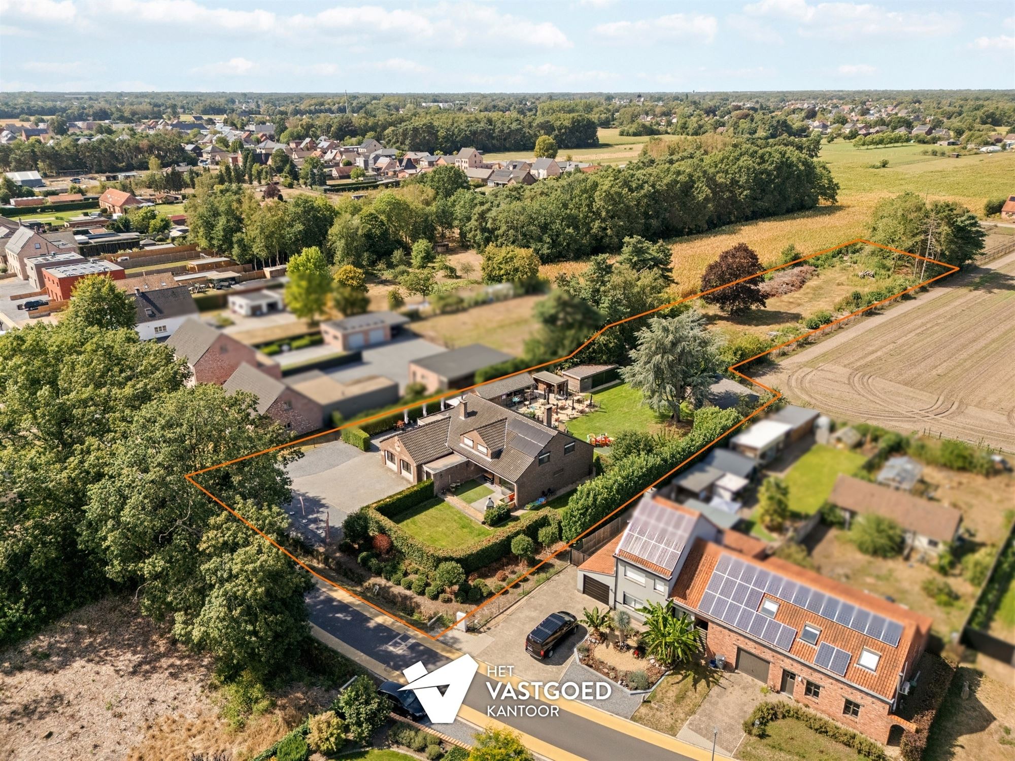 ZEER RUIME, ENERGIEZUINIGE WONING MET ENORM VEEL MOGELIJKHEDEN OP 5320M²! - foto 3