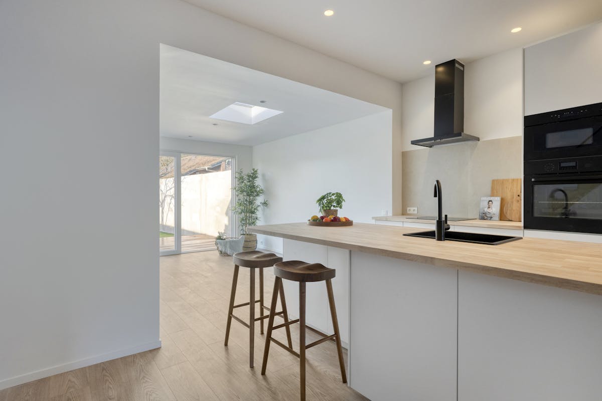 Instapklare woning met 3 slaapkamers te koop in centrum Oostakker - foto 2