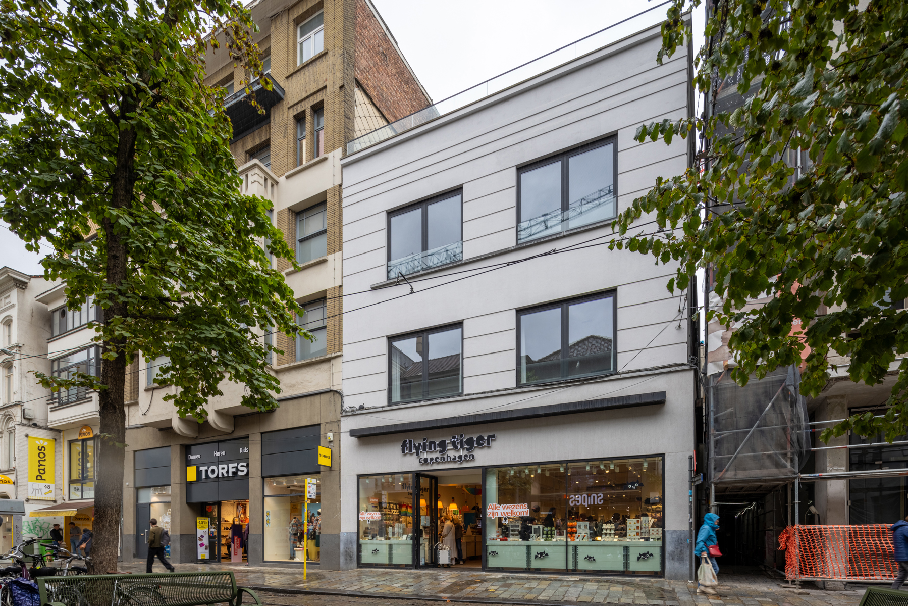 Groot drieslaapkamerappartement met 2 ruime dakterrassen! - foto 1