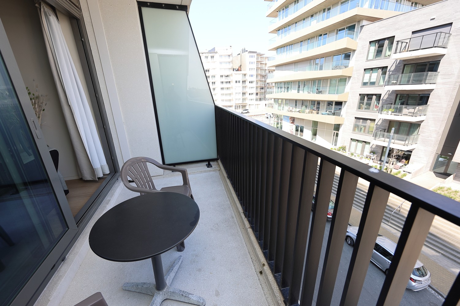 Modern appartement met 2 slaapkamers en zonneterrassen nabij de Zeedijk ! - foto 5